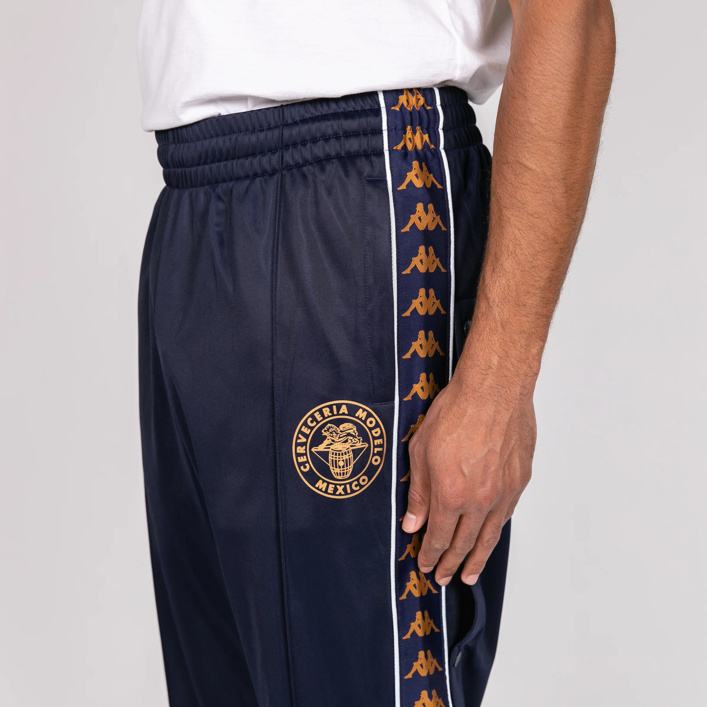 Authentic Ashok Modelo - Blue Evening - White Milk - Brown Pale G - Image 2